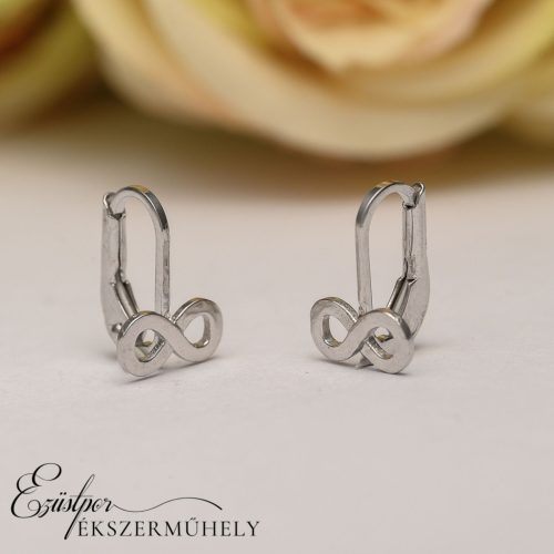 Ezüst végtelen jeles babafülbevaló