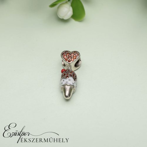 Ezüst fagyis charm