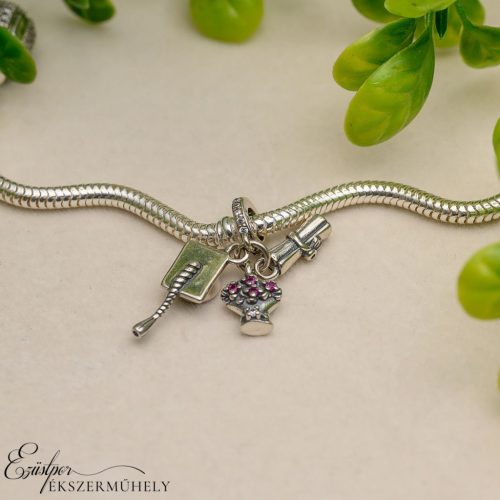 Ezüst charm