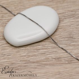 Ezüst kocka szemes karkötő