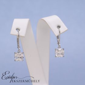 Ezüst cirkónia köves fülbevaló