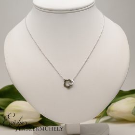 Ezüst virágos nyaklánc