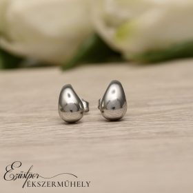 Ezüst csepp formájú fülbevaló