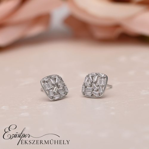 Ezüst cirkónia köves fülbevaló
