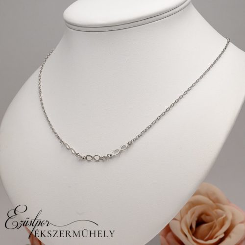 Ezüst végtelen jeles nyaklánc