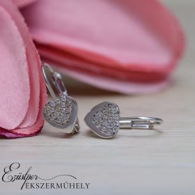 Arany szíves babafülbevaló