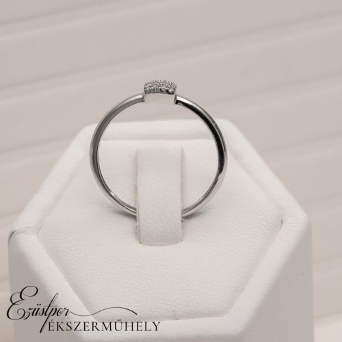 Arany gyémánt köves gyűrű