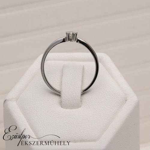 Arany gyémánt köves gyűrű