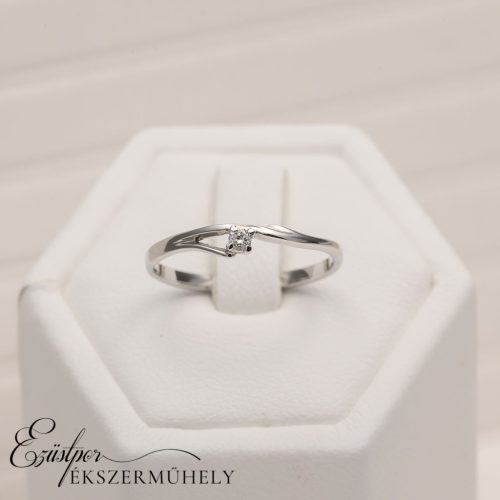 Arany gyémánt köves gyűrű