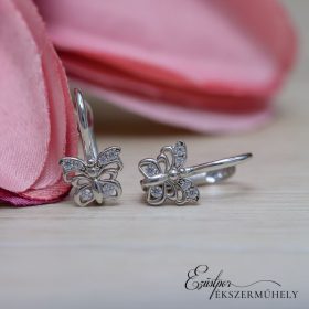 Arany pillangós babafülbevaló