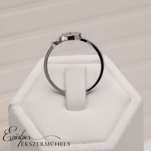 Arany gyémánt köves gyűrű