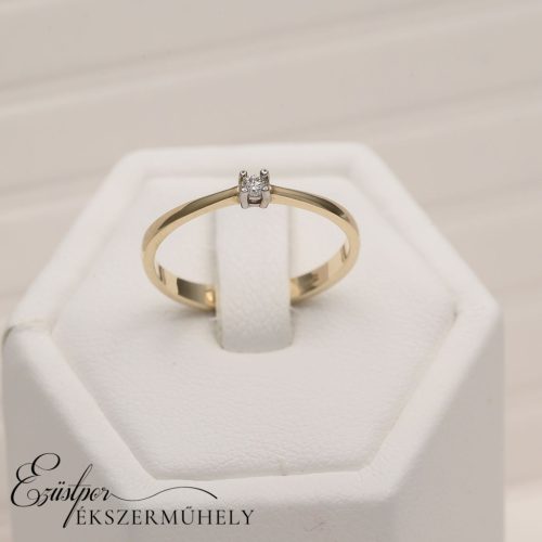 Arany gyémánt köves gyűrű