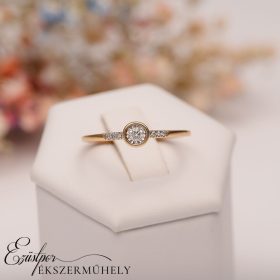 Arany gyémánt köves gyűrű