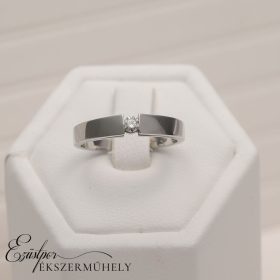 Arany gyémánt köves gyűrű