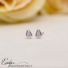 Arany csepp formájú fülbevaló