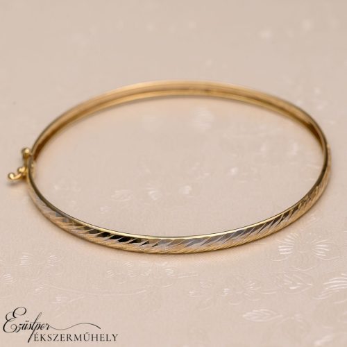 Arany gyémánt csiszolt karreif