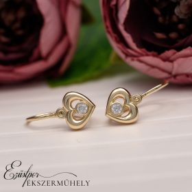 Arany szív babafülbevaló