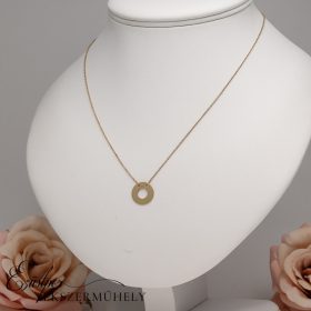 Arany nyaklánc kerek medállal