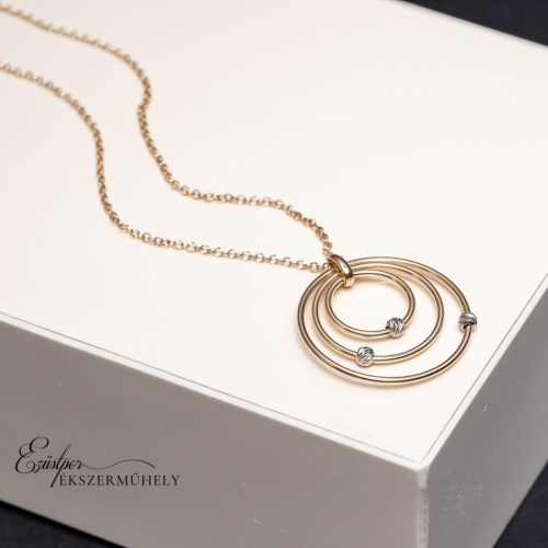 Arany nyaklánc kerek medállal