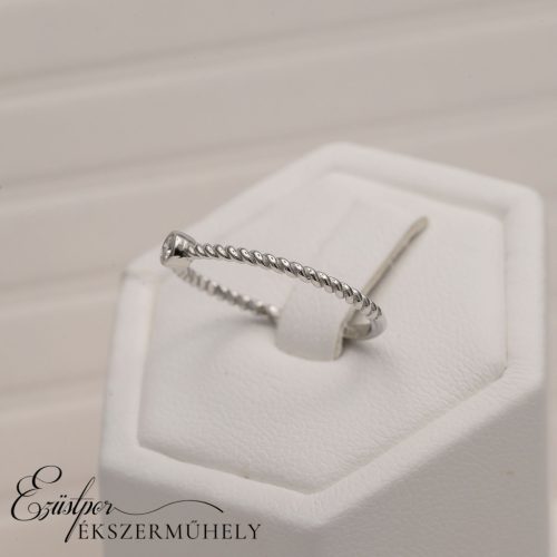 Arany gyémánt köves gyűrű