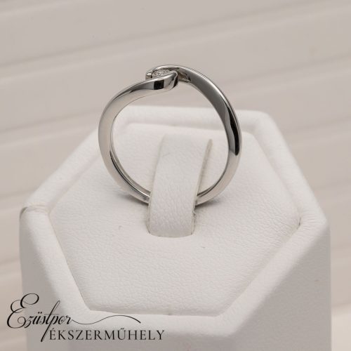 Arany gyémánt köves gyűrű